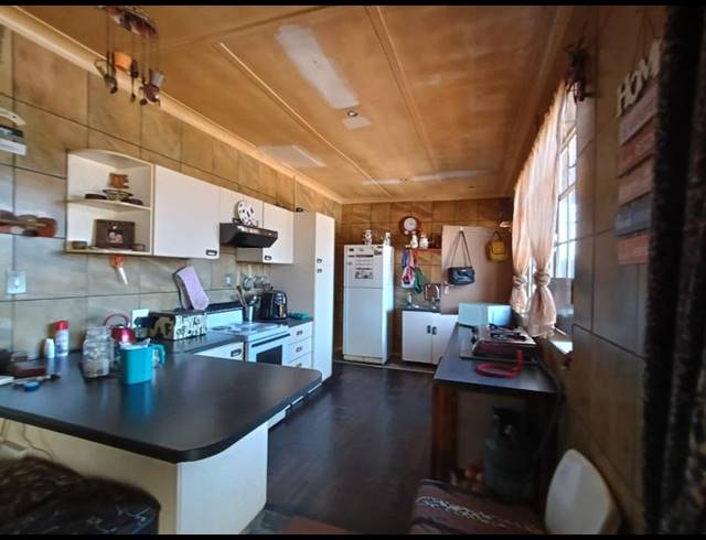 3 BEDROOM HOUSE FOR SALE IN PAUL KRUGERSOORD